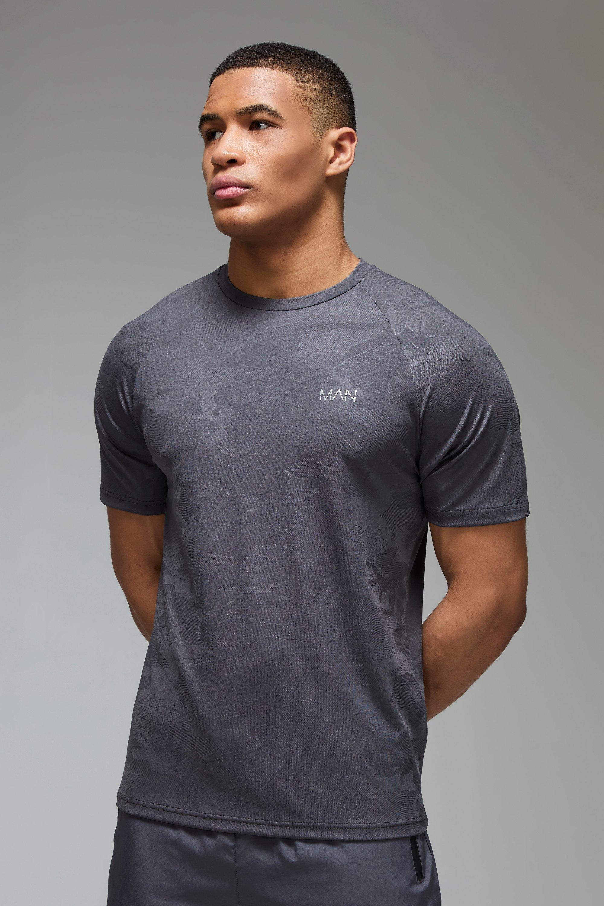 ◆ boohoo ◆ レギュラーパフォーマンス Tシャツ / dark grey Off White Matthew Skate T-Shirt OMAA120C99JER006-1077 BLACK